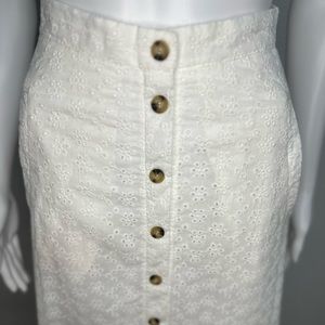 Skylar+Madison Small White Embroidery Button Front Skirt